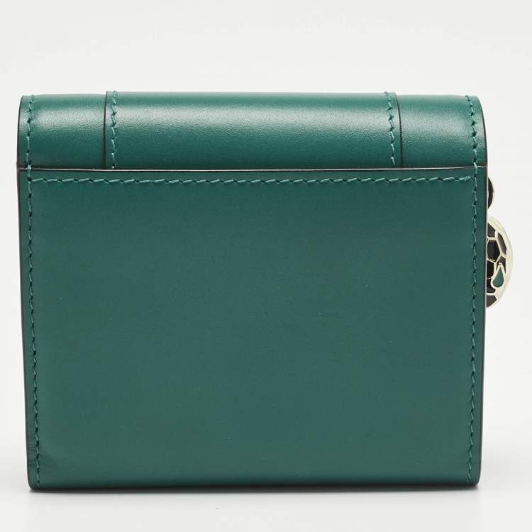 Pre Owned Bvlgari Green Leather Serpenti Forever Trifold Wallet