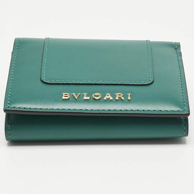 Pre Owned Bvlgari Green Leather Serpenti Forever Trifold Wallet
