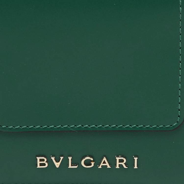 Pre Owned Bvlgari Green Leather Serpenti Forever Bifold Card Holder