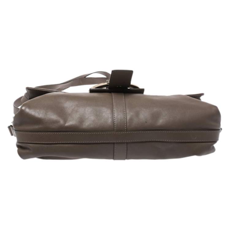 مملوكة مسبقًا Bvlgari Olive Green Leather Chandra Crossbody Bag