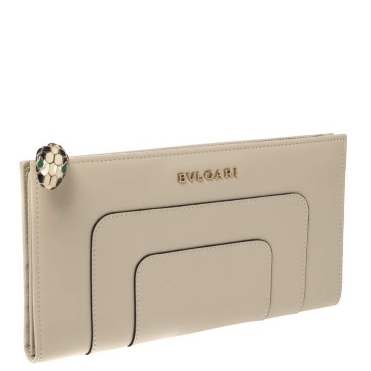 Pre Owned Bvlgari Cream Leather Serpenti Forever Wallet