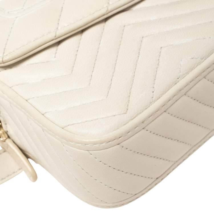Pre Owned Bvlgari White Quilted Leather Serpenti Forever Belt Bag