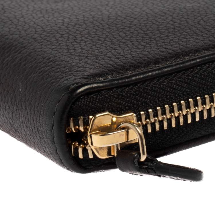 Pre Owned Bvlgari Black Leather Zip Around Wallet