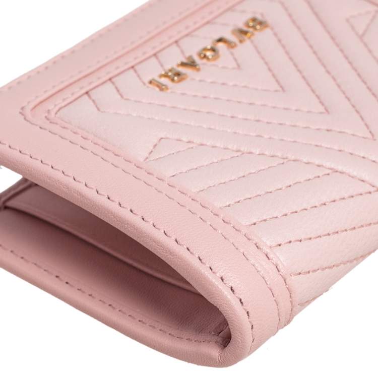 مملوكة مسبقًا Bvlgari Light Pink Quilted Leather Serpenti Bifold Card Holder
