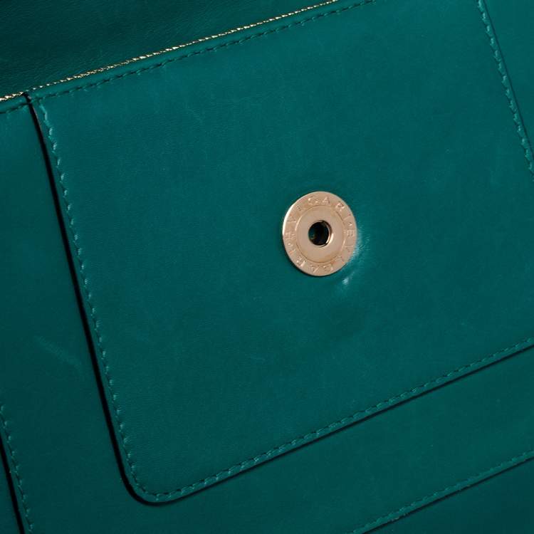 Pre Owned Bvlgari Green Leather Medium Serpenti Forever Shoulder Bag