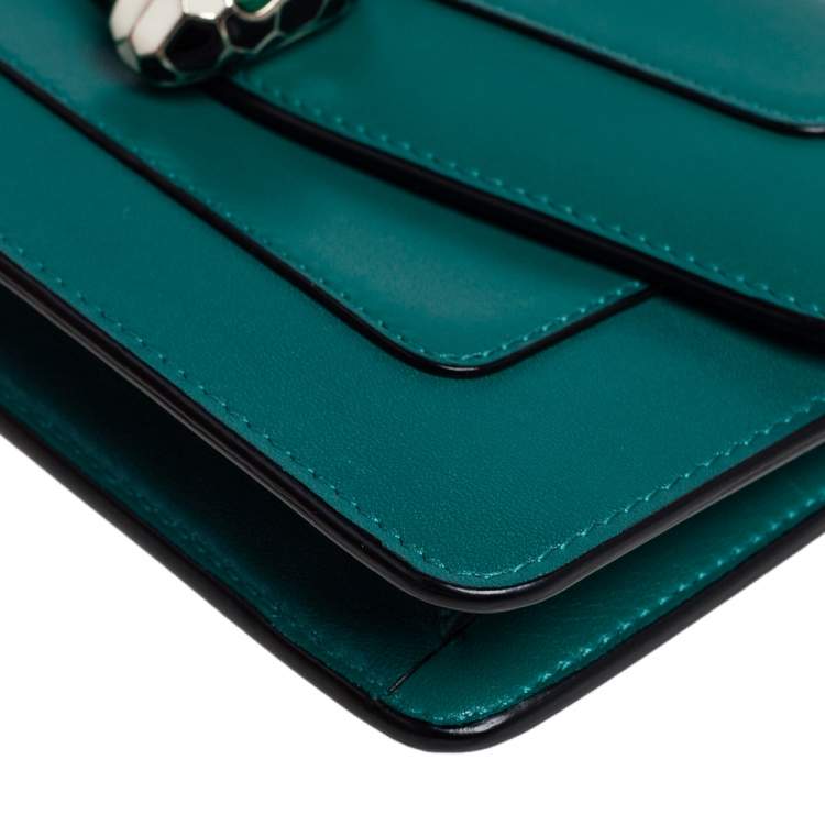 Pre Owned Bvlgari Green Leather Mini Serpenti Forever Crossbody Bag
