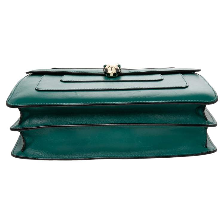 Pre Owned Bvlgari Green Leather Medium Serpenti Forever Flap Shoulder Bag