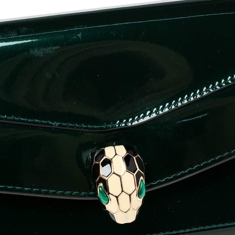 Pre Owned Bvlgari Green Patent Leather Serpenti Forever Continental Wallet