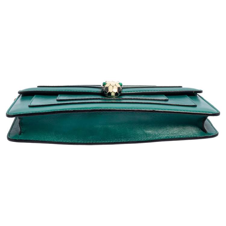 Pre Owned Bvlgari Green Leather Serpenti Forever Chain Clutch