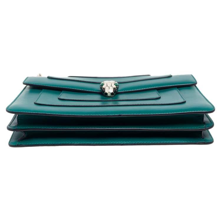 Pre Owned Bvlgari Green Leather Medium Serpenti Forever Shoulder Bag