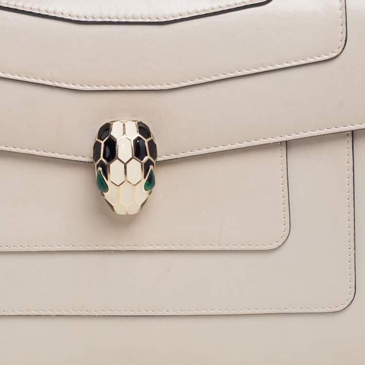 Pre Owned Bvlgari Cream Leather Medium Serpenti Forever Shoulder Bag