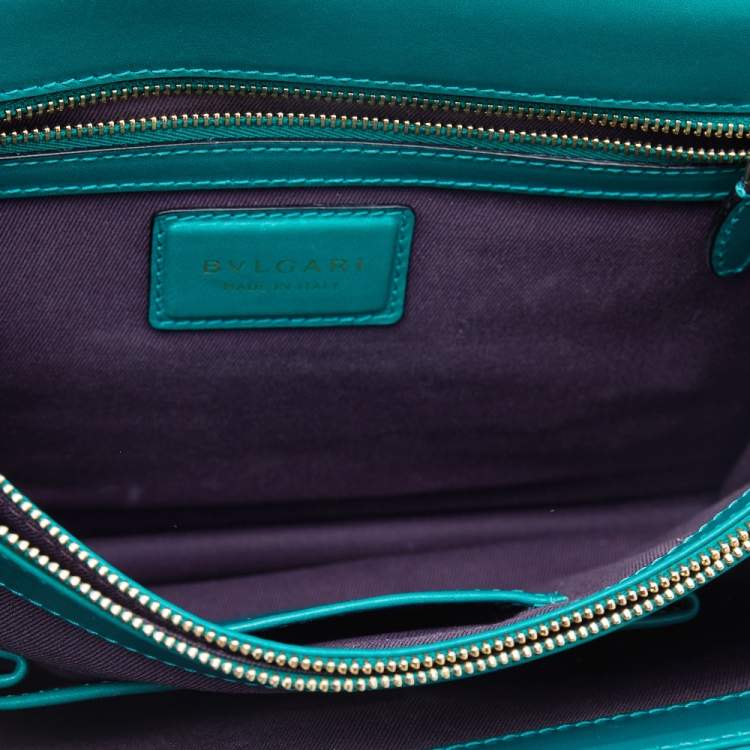 مملوكة مسبقًا Bvlgari Green Leather Large Serpenti Forever Shoulder Bag