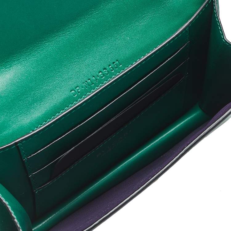 Pre Owned Bvlgari Green Leather Mini Serpenti Forever Crossbody Bag