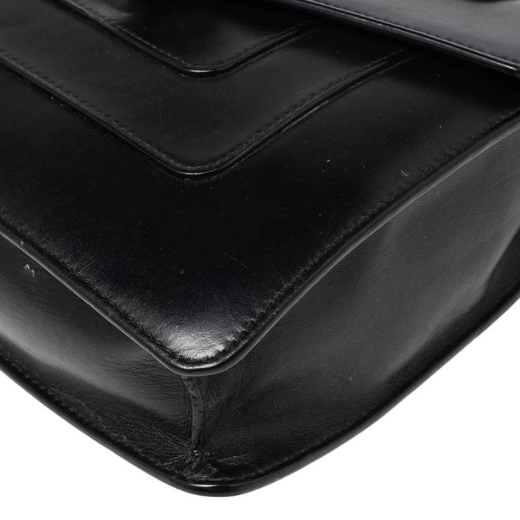 مملوكة مسبقًا Bvlgari Black Leather Serpenti Forever Shoulder Bag