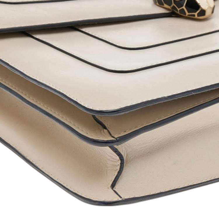 Pre Owned Bvlgari Cream Leather Medium Serpenti Forever Shoulder Bag