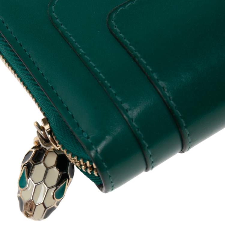 Pre Owned Bvlgari Green Leather Serpenti Forever Zip Compact Wallet