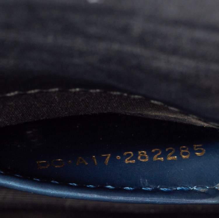 Pre Owned Bvlgari Metallic Blue Patent Leather Serpenti Forever Shoulder Bag