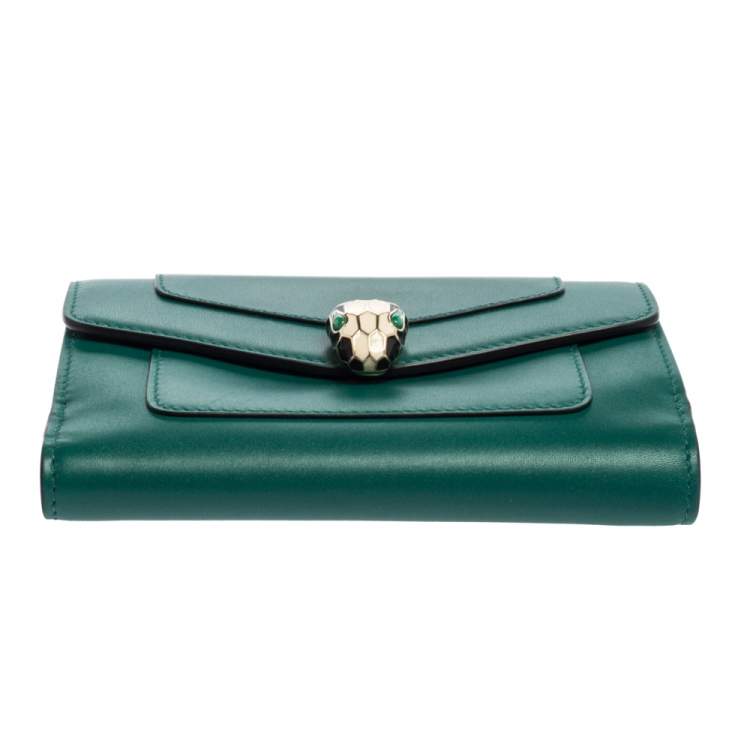 Pre Owned Bvlgari Green Leather Serpenti Forever Bifold Wallet