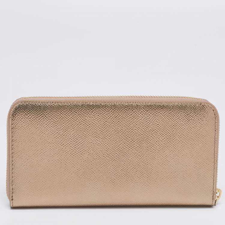 Pre Owned Bvlgari Metallic Gold Leather Bvlgari Bvlgari Zip Around Wallet