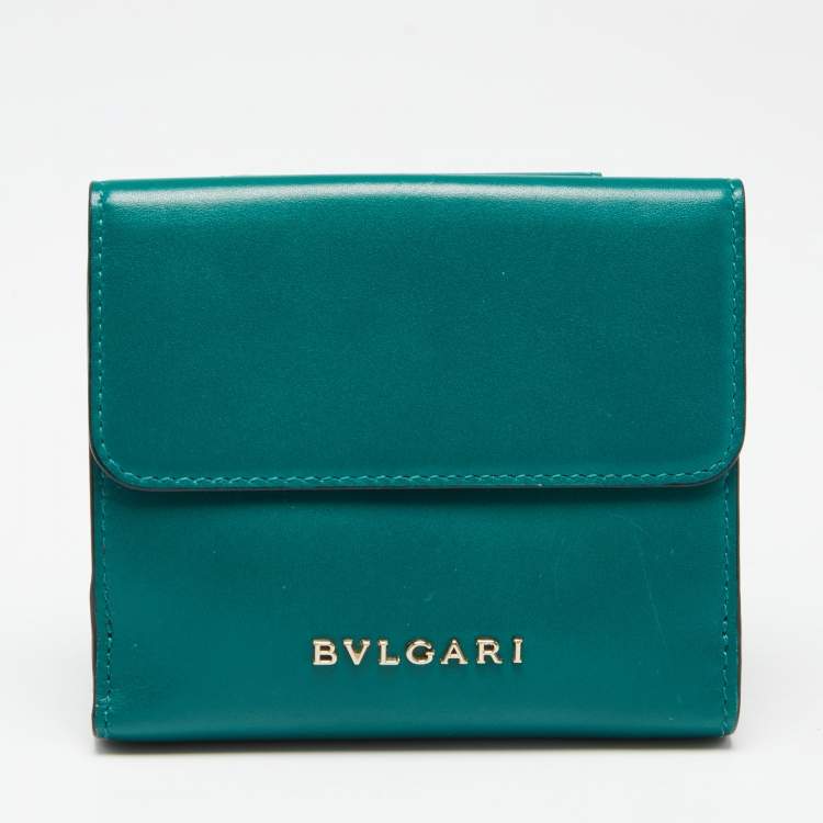 Pre Owned Bvlgari Green Leather Serpenti Forever Trifold Wallet