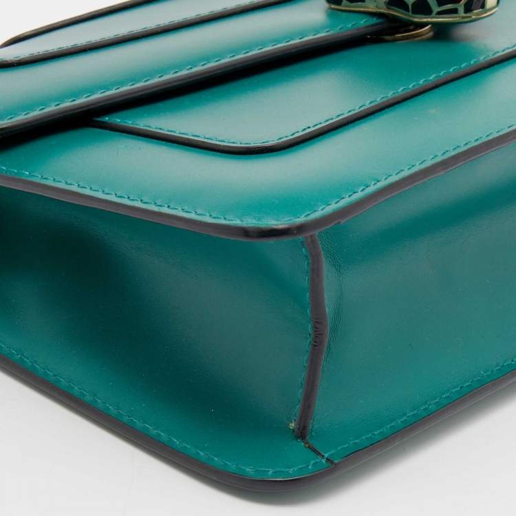 Pre Owned Bvlgari Green Leather Serpenti Forever Crossbody Bag