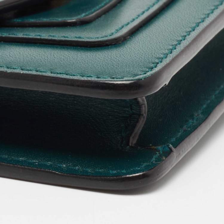 Pre Owned Bvlgari Green Leather Serpenti Forever Chain Wallet