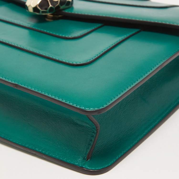 Pre Owned Bvlgari Green Leather Medium Serpenti Forever Shoulder Bag