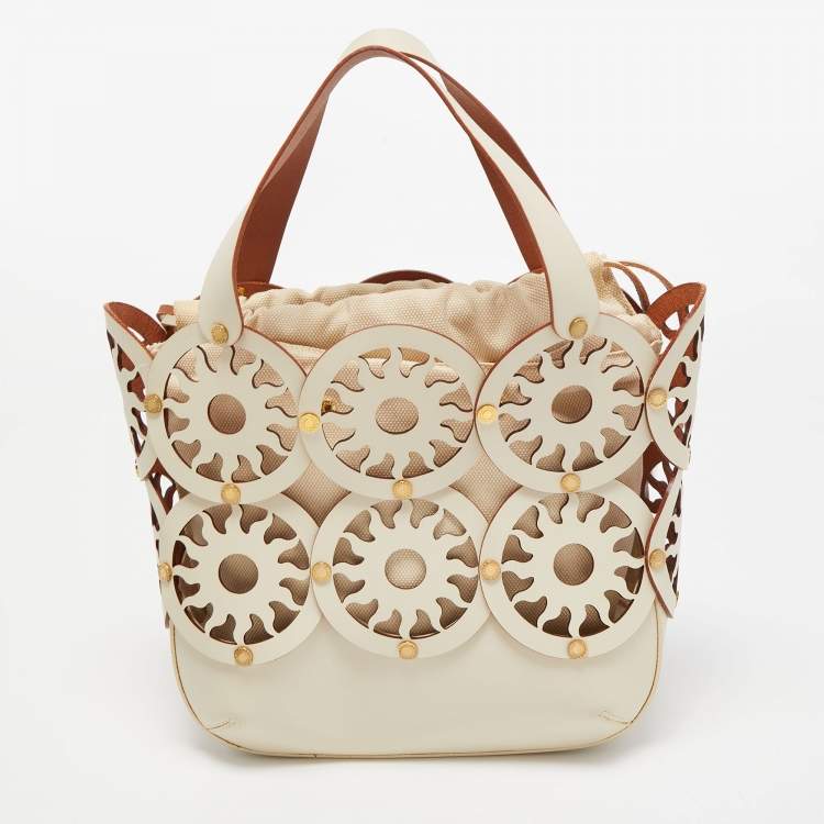 Pre Owned Bvlgari Off White Leather Cut Out Bucket Bag
