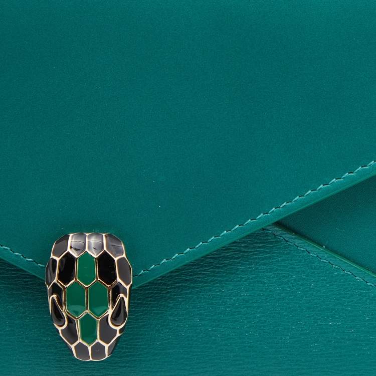 Pre Owned Bvlgari Green Leather Serpenti Forever Flap Wristlet Wallet