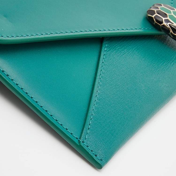 Pre Owned Bvlgari Green Leather Serpenti Forever Flap Wristlet Wallet