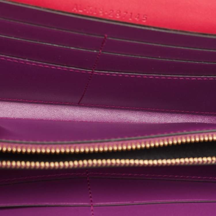 Pre Owned Bvlgari Fuchsia Leather Serpenti Forever Wallet