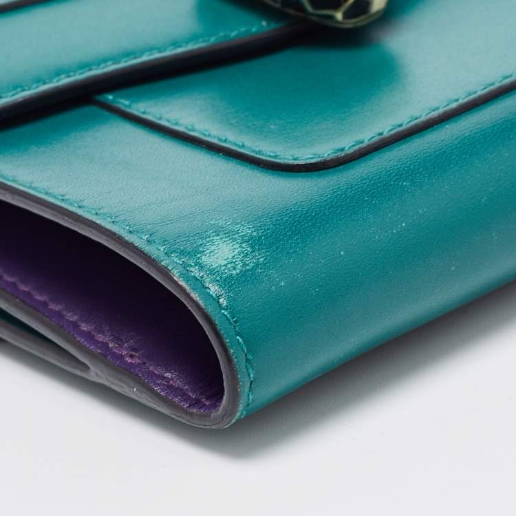 Pre Owned Bvlgari Green Leather Serpenti Forever Trifold Wallet