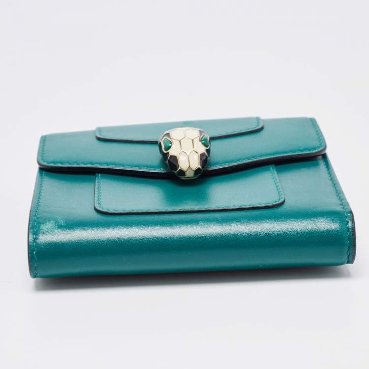 Pre Owned Bvlgari Green Leather Serpenti Forever Trifold Wallet