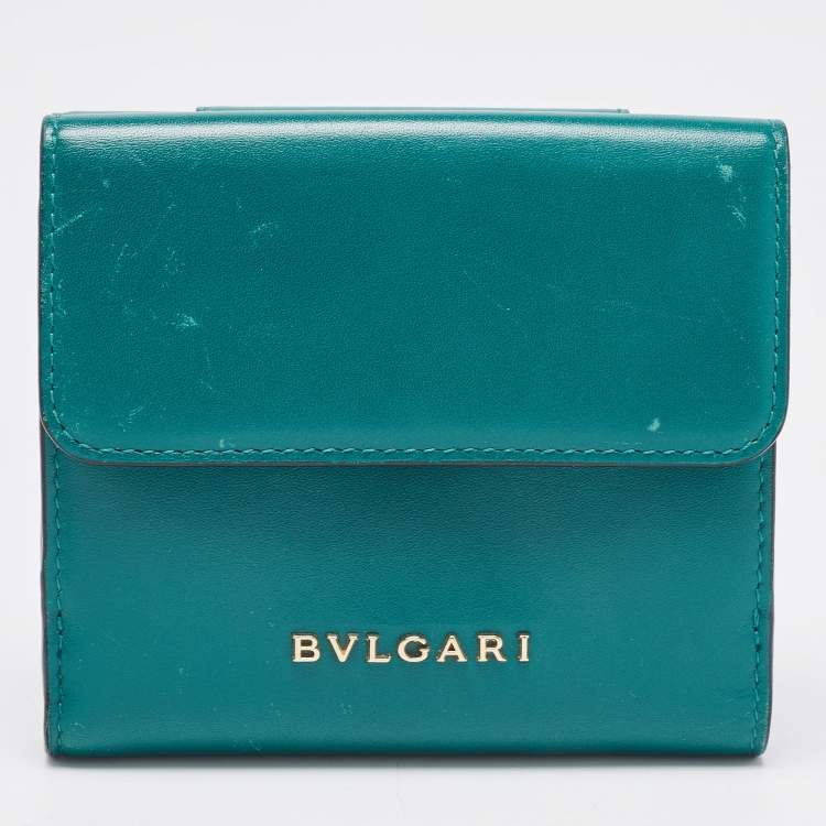 Pre Owned Bvlgari Green Leather Serpenti Forever Trifold Wallet
