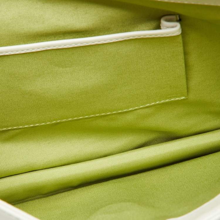 Pre Owned Bvlgari Off White Leather Large Serpenti Forever Shoulder Bag