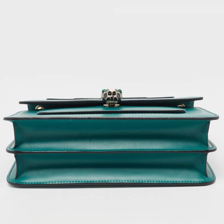 Pre Owned Bvlgari Green Leather Medium Serpenti Forever Flap Shoulder Bag