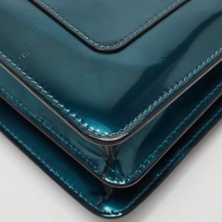 Pre Owned Bvlgari Green Patent Leather Medium Serpenti Forever Flap Shoulder Bag