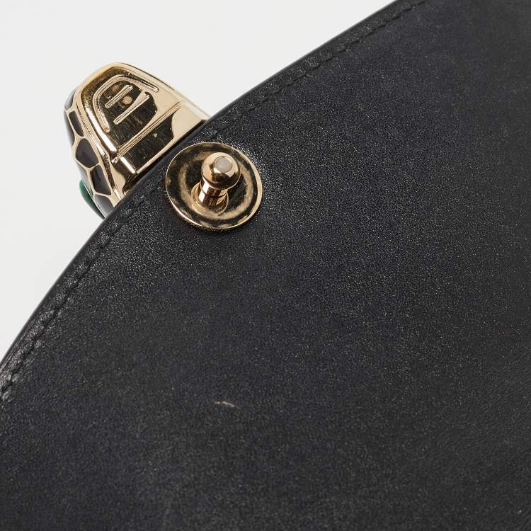 Pre Owned Bvlgari Green Patent Leather Medium Serpenti Forever Flap Shoulder Bag