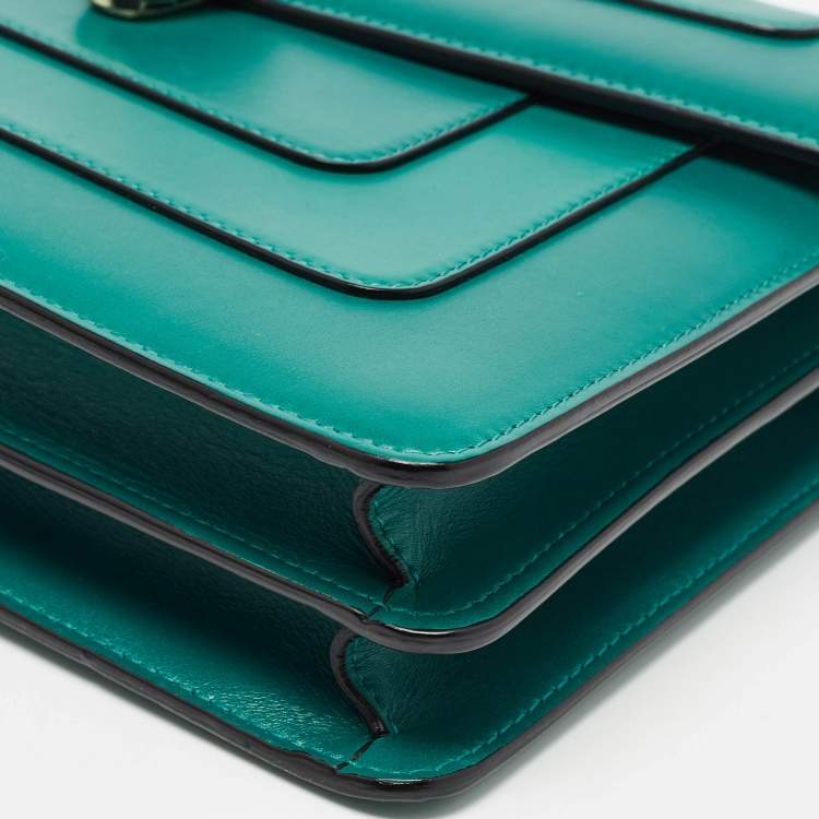 Pre Owned Bvlgari Green Leather Medium Serpenti Forever Flap Shoulder Bag