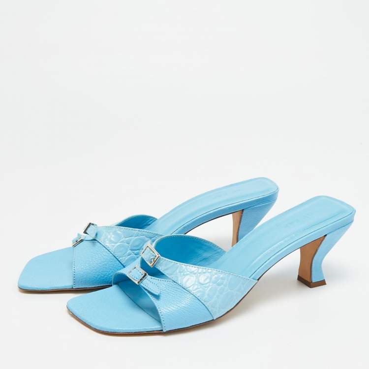 Pre Owned By Far Size 39 Blue Croc Embossed Leather and Leather Slide Sandals