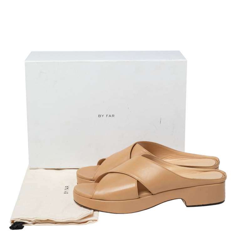 Pre Owned By Far Nude Leather Iggy Slide Sandals Size 38 