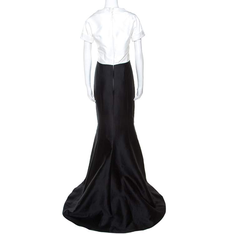 Pre Owned Carolina Herrera Ivory and Black Silk Blend Panel Flared Gown M