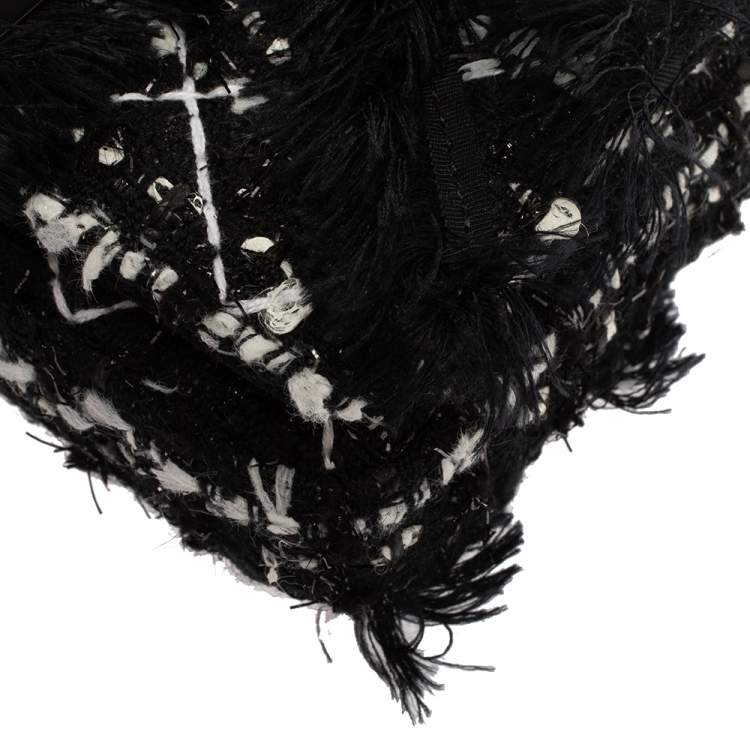 Pre Owned Carolina Herrera Black Tweed CH Flap Shoulder Bag