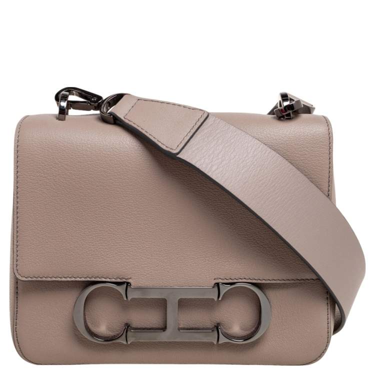 Carolina herrera initials discount insignia bag price