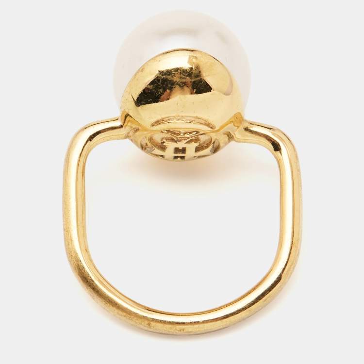 Pre Owned Carolina Herrera CH Faux Pearl Gold Tone Ring Size 52