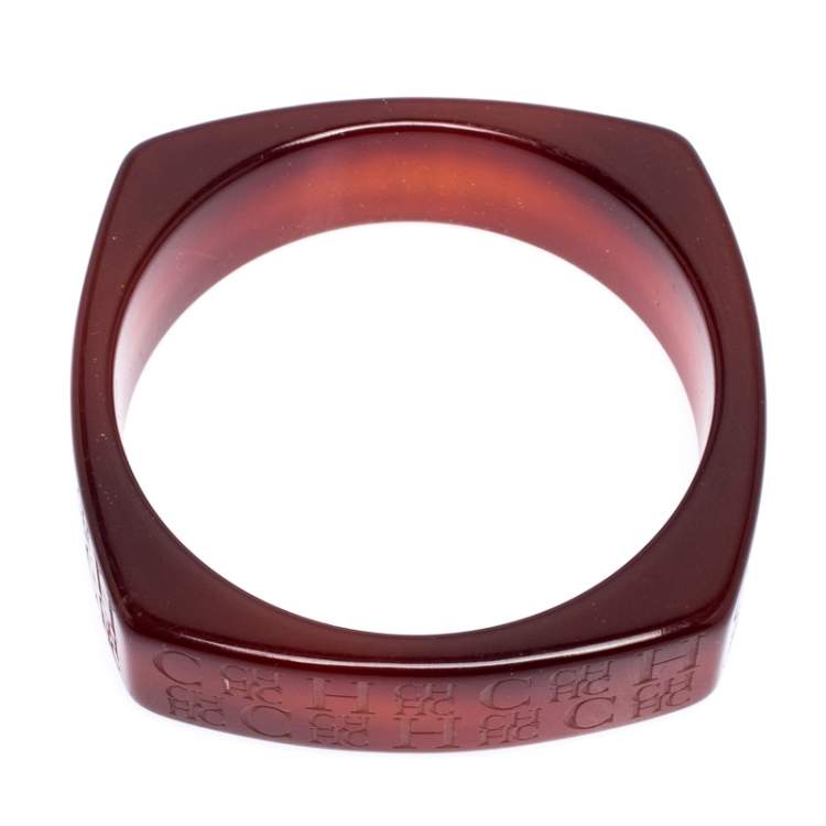 مملوكة مسبقًا Carolina Herrera Tan Brown Logo Etched Wide Bangle Bracelet