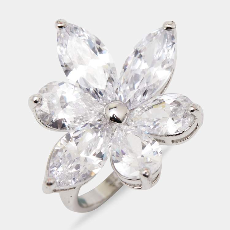 Pre Owned Carolina Herrera CH Crystal Jasmine Silver Tone Ring Size 52