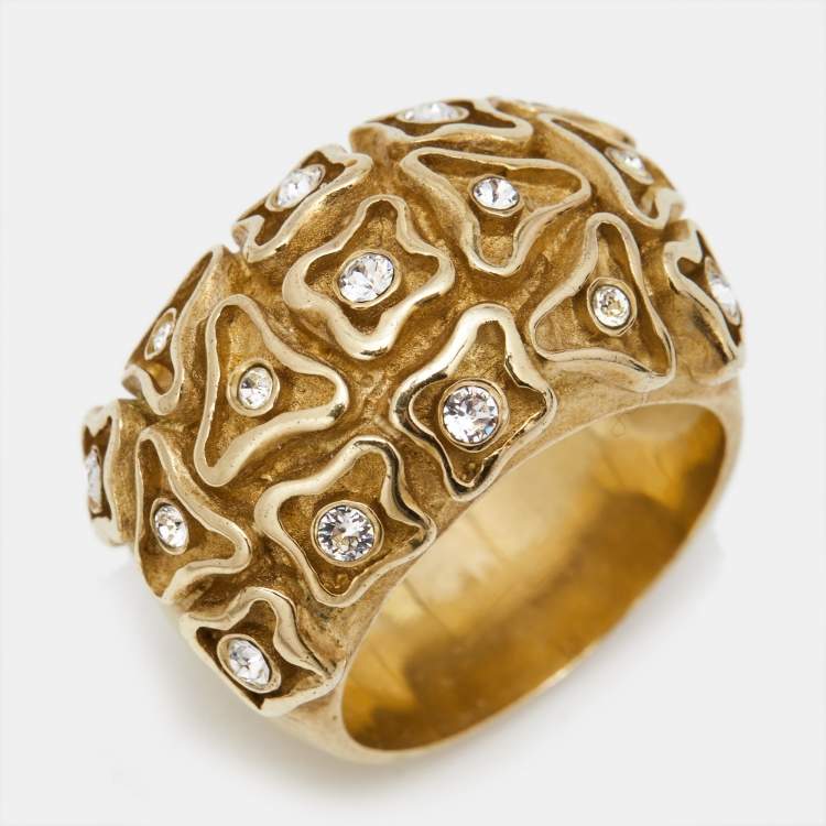Pre Owned Carolina Herrera Crystal Textured Gold Tone Wide Band Ring Size 55
