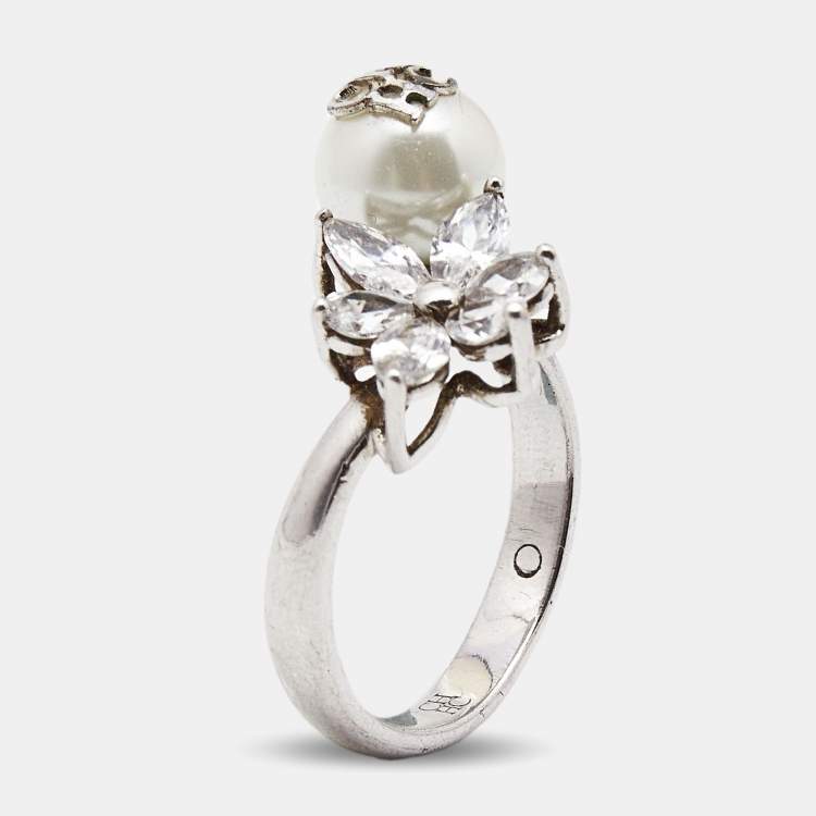 Pre Owned Carolina Herrera CH Crystal Faux Pearl Silver Tone Ring Size 56