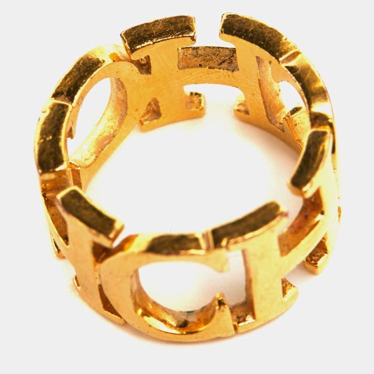 Pre Owned Carolina Herrera CH Gold Tone Ring Size 51